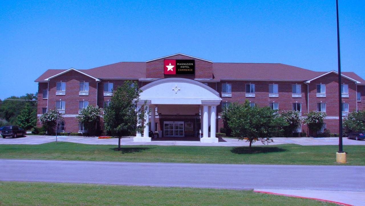 Hotel Magnuson Commerce